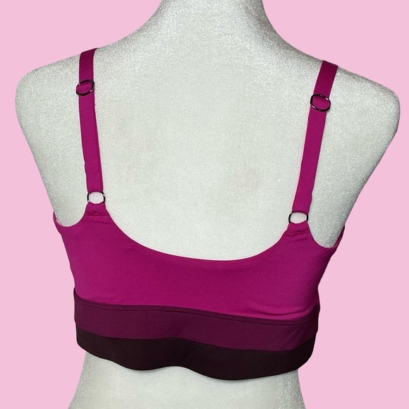 Women's Athleta Fuchsia and Burgundy Sports Bra/Swim Top - Picture 3 of 4